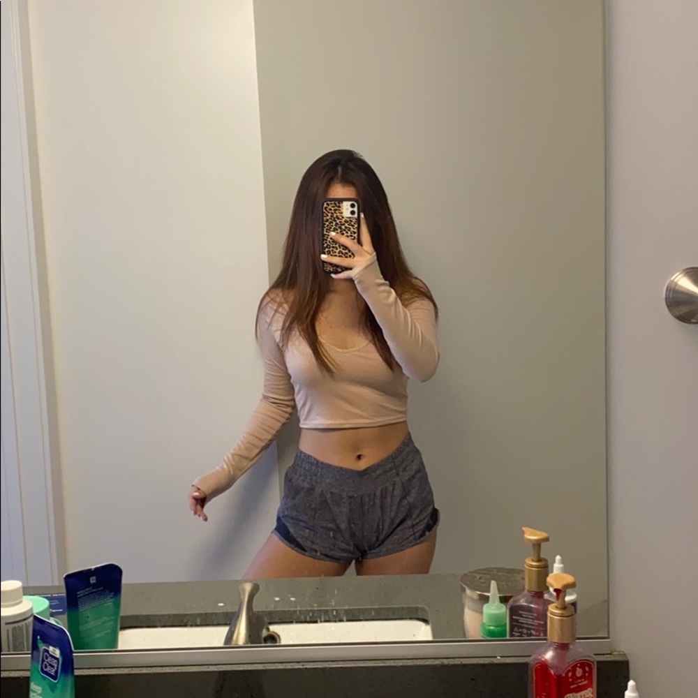 long sleeve garage crop top